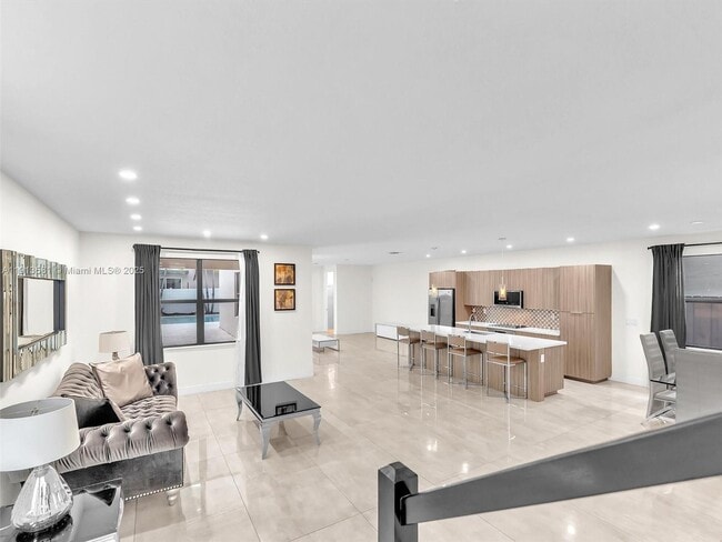 Building Photo - 10250 NW 76th Terrace