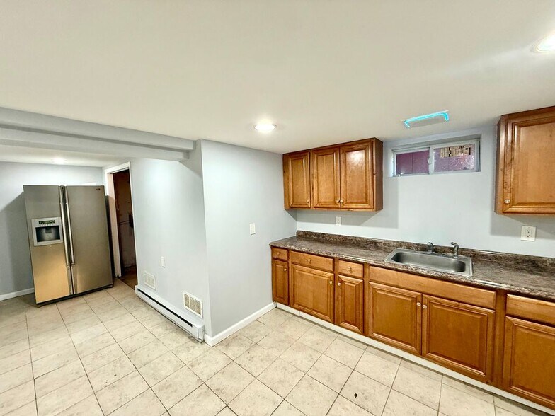 Building Photo - 35 Fiat Ave