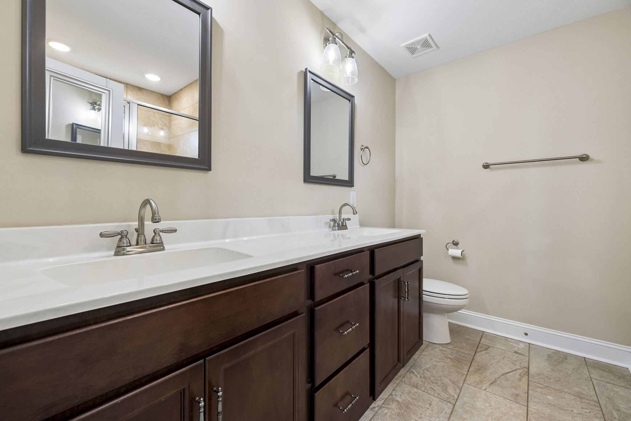 Building Photo - 1151 Eagles Bluff Dr