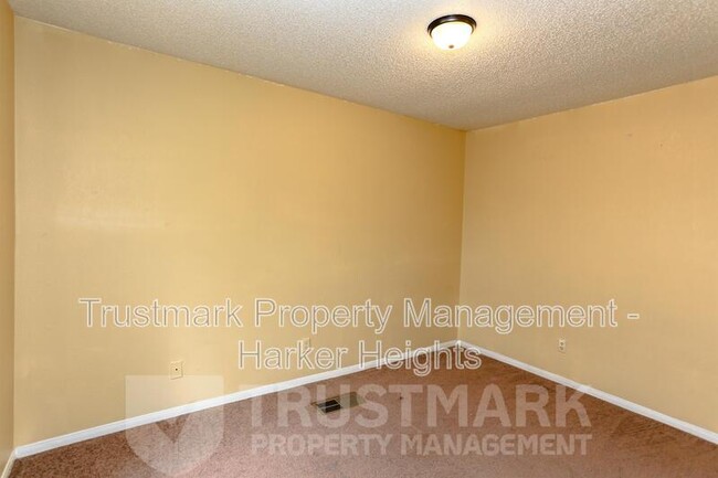 Building Photo - 4506 Lago Cir