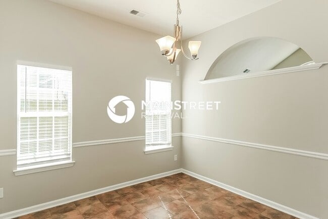 Building Photo - 3 Bedroom Pet-Friendly Home in Union City, GA with Main Street Renewal