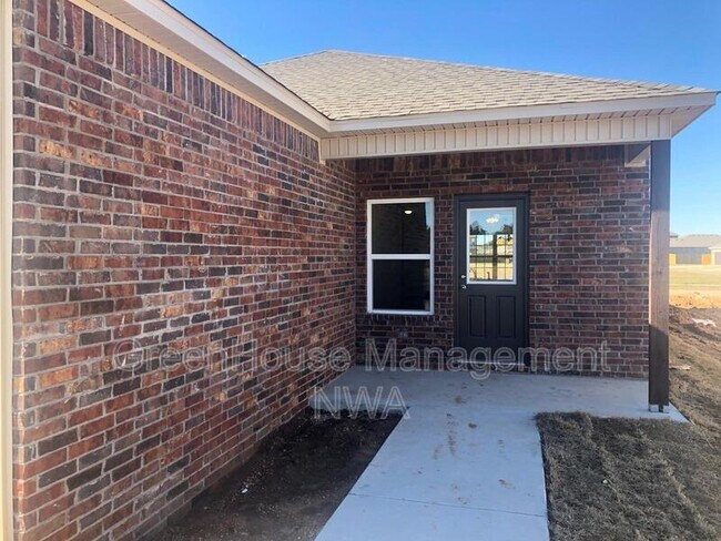 Building Photo - 6511 SW Warrington Rd
