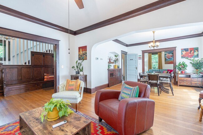 Building Photo - Charming Sabin Craftsman with Fenced Yard, Deck, and More!