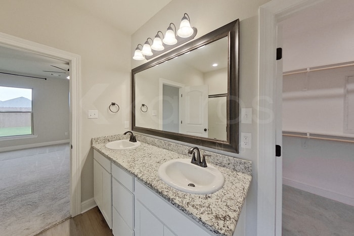 Building Photo - 3212 Rosehill Dr