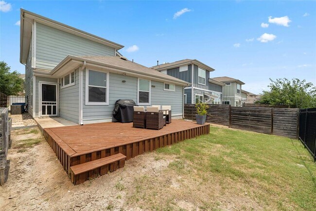 Building Photo - 2313 Capulet St