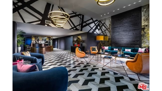 Building Photo - 1050 S Grand Ave