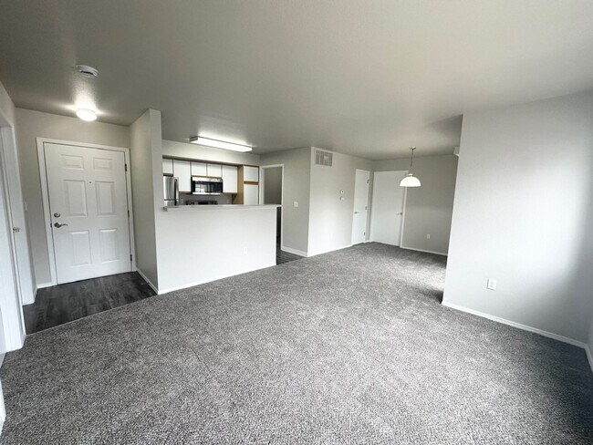 Building Photo - Fully renovated in 2025 2 bedroom, 2 bathroom ground floor apartment available soon.