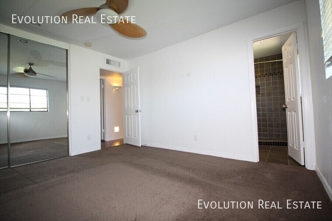 Building Photo - 7448 E Coronado Rd