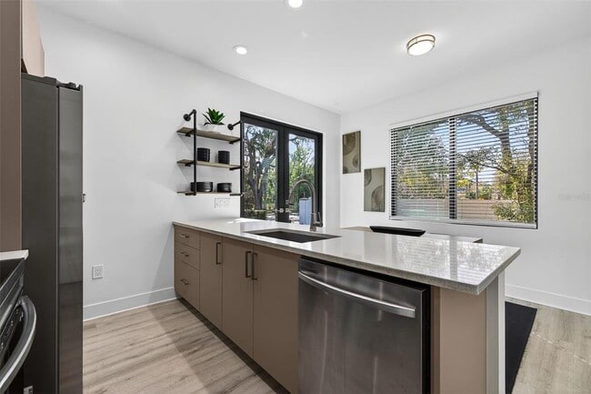 Building Photo - 8706 Palm Ranches Pl