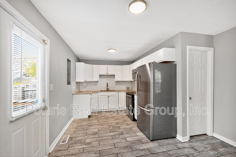 Building Photo - 262 Eastern Ave