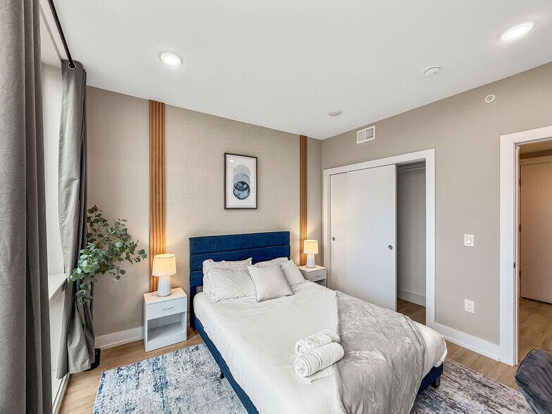 Building Photo - 626 N Delaware Ave