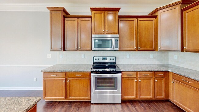 Building Photo - 16126 Long Talon Way