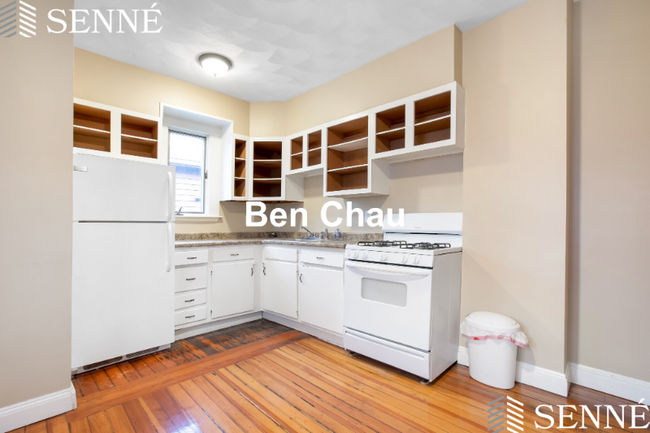 Primary Photo - 199 Beacon St