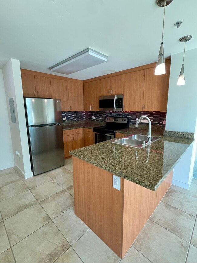 Building Photo - 1080 Park Blvd