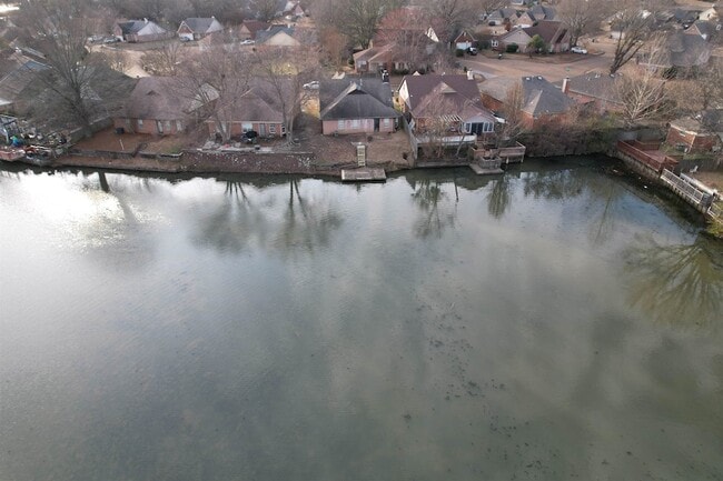 Building Photo - 2256 Lake Springs Ln