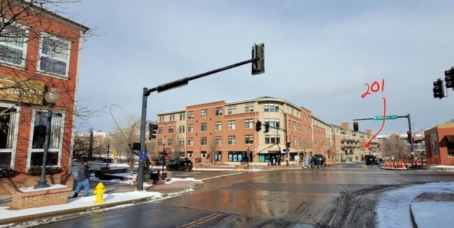 Building Photo - 2 Bed 2 Bath High-End Condo in Downtown Go...