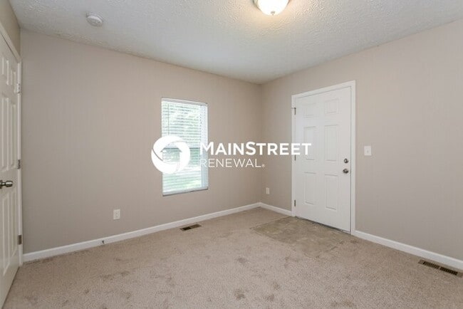 Building Photo - 2 Bedroom Pet-Friendly Home in Atlanta, GA with Main Street Renewal