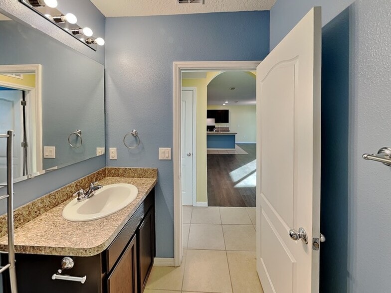 Building Photo - 1878 Cassidy Knoll Dr