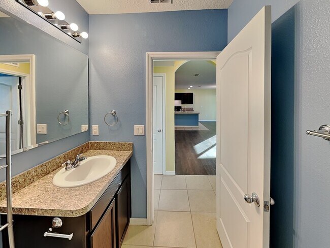 Building Photo - 1878 Cassidy Knoll Dr