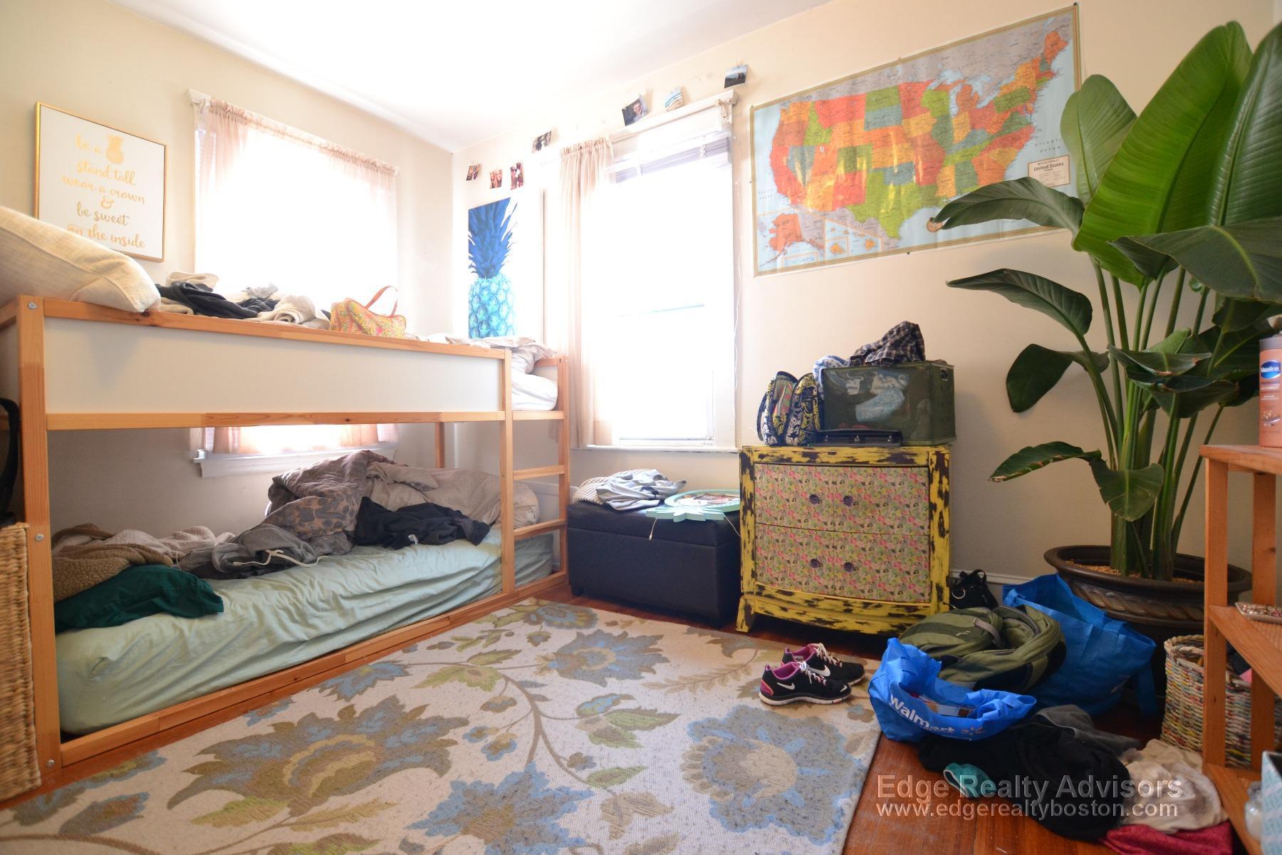 Building Photo - 505 Washington St