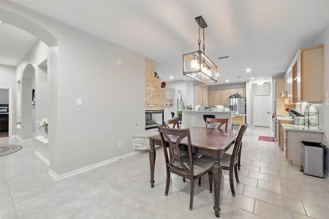 Building Photo - 22 Watermint Pl