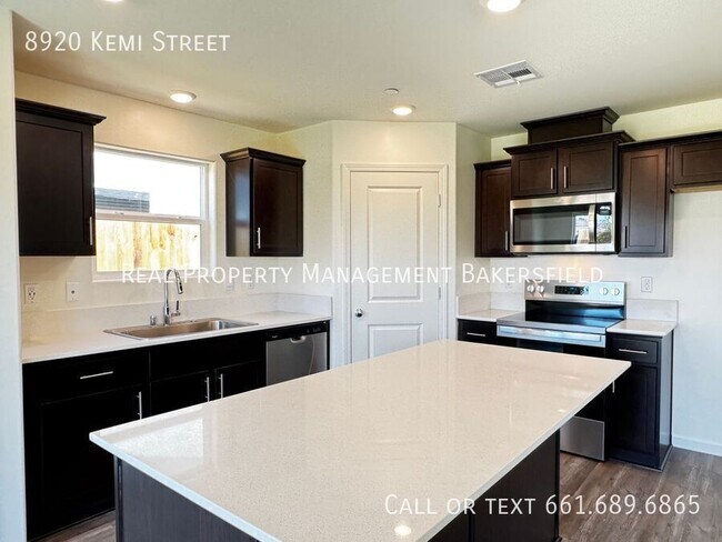 Building Photo - 8920 Kemi St