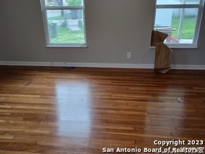 Building Photo - 142 Jade Dr