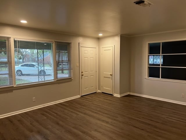 Building Photo - 1909 McCall St