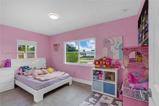 Building Photo - 10471 SW 164th St