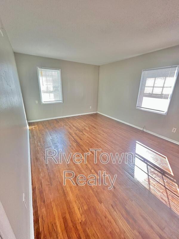 Building Photo - 140 E Shelby Dr