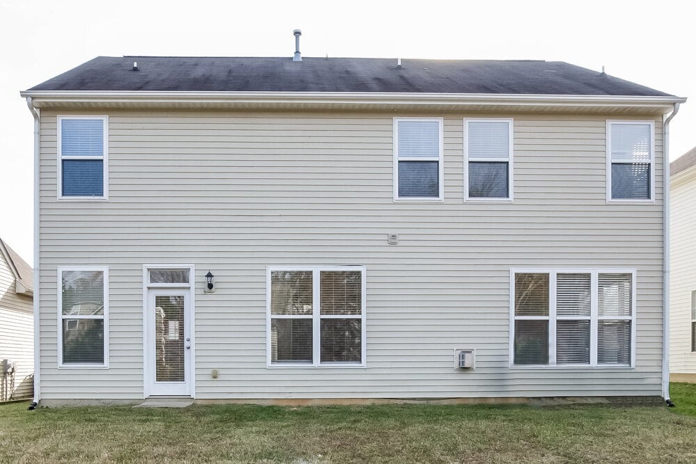 Building Photo - 2713 Forest Grove Ct