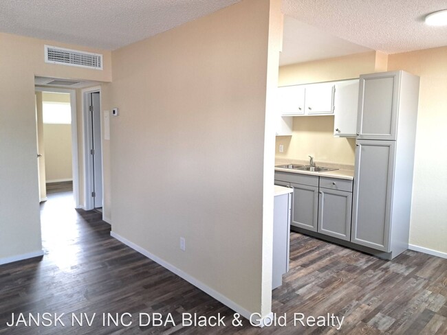 Building Photo - 2 br, 1 bath House - 2508 McCarran St #2