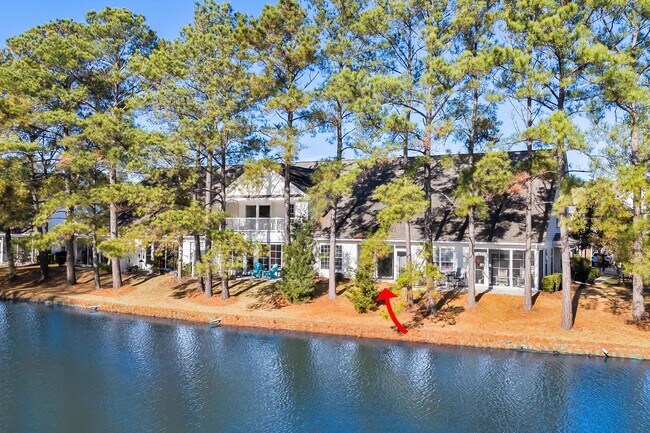 Building Photo - 3BR Townhome Carolina Forest – GREAT PRICE - Community Pool/Lake View