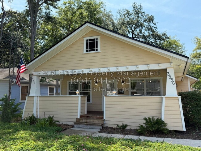Building Photo - 3886 Walsh St