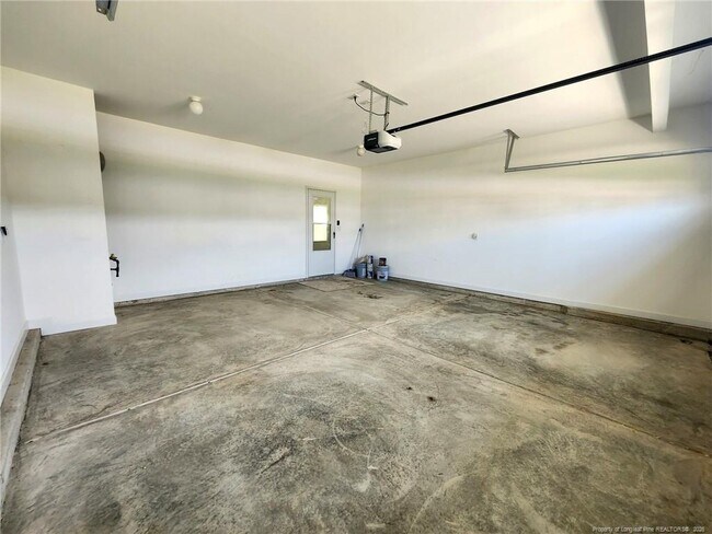 Building Photo - 3846 Standardbred Dr