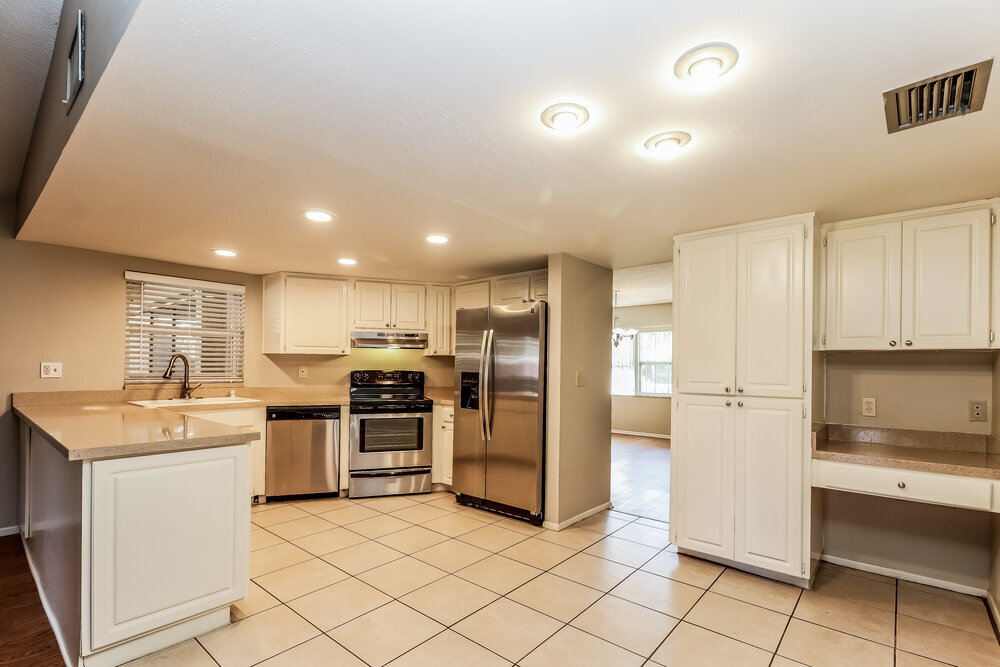 Building Photo - 3610 Fairway Forest Dr