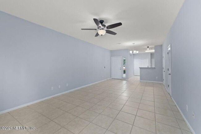 Building Photo - 631 Scrub Jay Dr