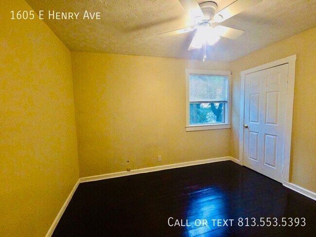 Building Photo - 1605 E Henry Ave