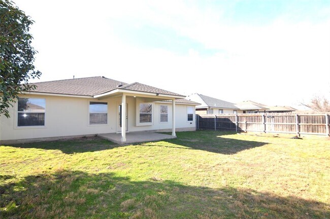 Building Photo - 2626 Pearson Way