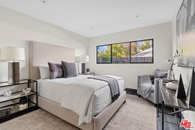 Building Photo - 2301 Donella Cir