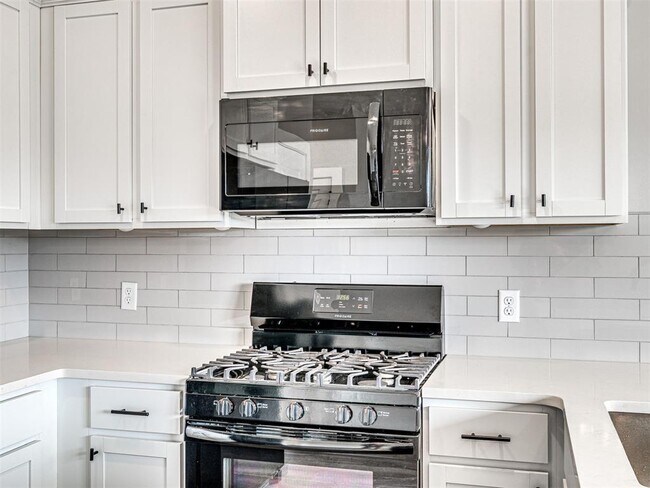 Building Photo - 8922 NW 109th Terrace