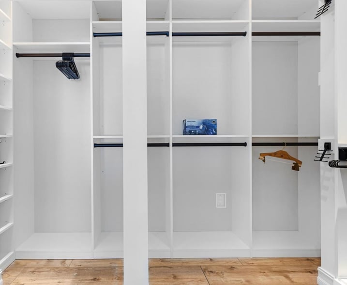 Building Photo - 113 NE 101st St