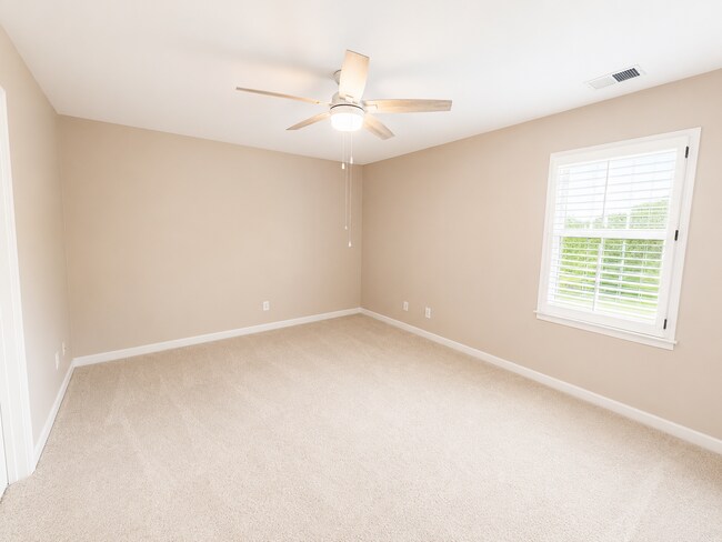 Building Photo - 202 Mallowrose Ln