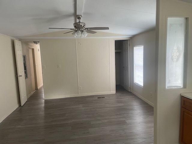 Building Photo - 2503 Tanglewood St