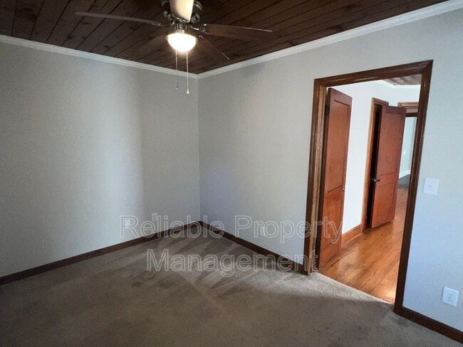 Building Photo - 103 Clay St