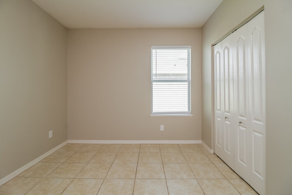 Building Photo - 3226 Queen Alexandria Dr