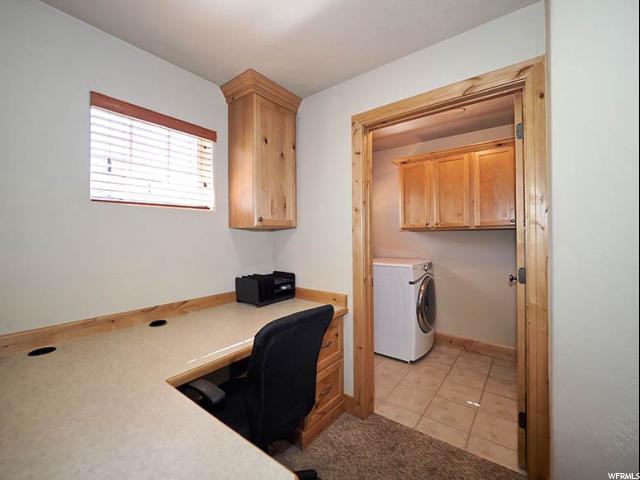 Building Photo - 6010 N Fox Pointe Cir