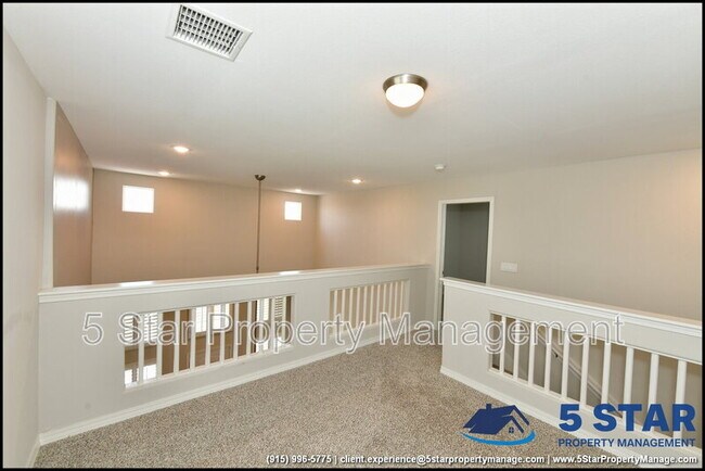 Building Photo - 6933 Copper Town Dr