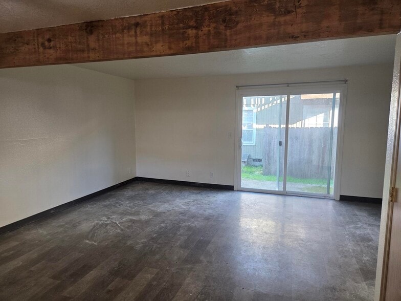 Building Photo - 1669 Salishan St SE