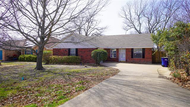 Building Photo - 403 E R Ellis Ave